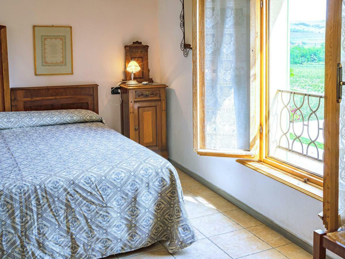 Agriturismo Contea Di Val D'Amone Бризигела Екстериор снимка